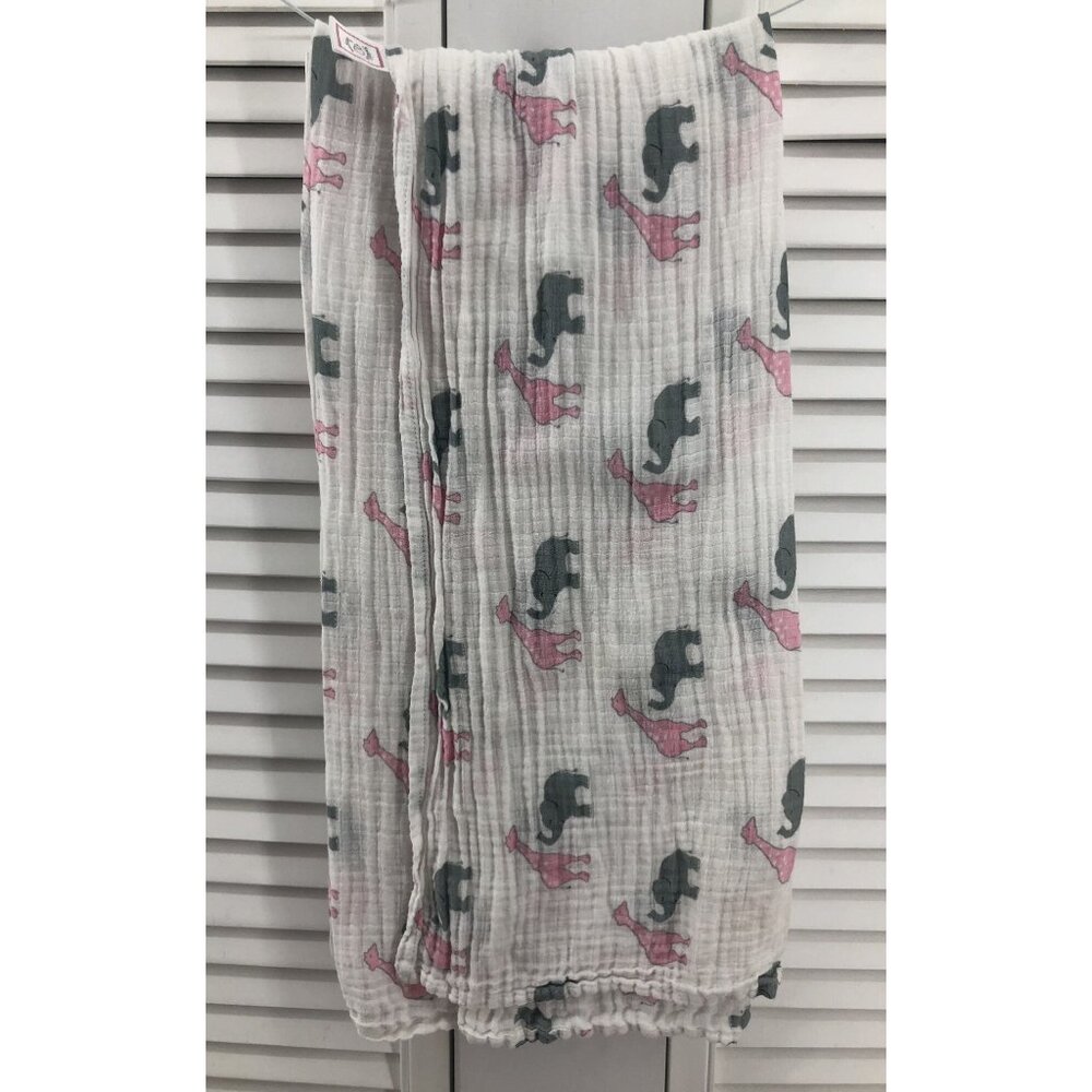 Swaddle Designs Cotton Muslin Swaddle Pink Giraffe & Elephant
